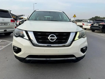 Nissan Pathfinder XE 2018 - GCC Specs - Perfect Family SUV-13