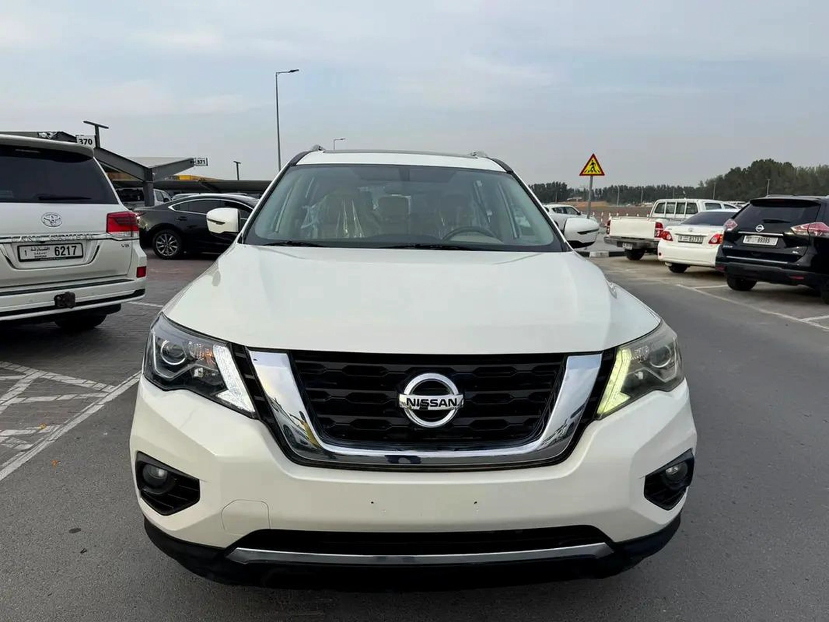 Nissan Pathfinder XE 2018 - GCC Specs - Perfect Family SUV-5-5