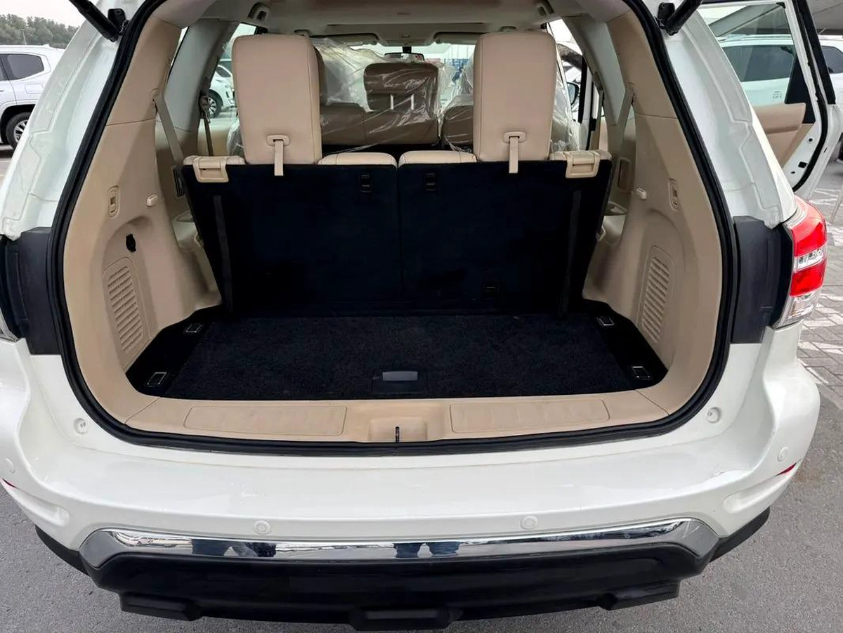 Nissan Pathfinder XE 2018 - GCC Specs - Perfect Family SUV-17-17
