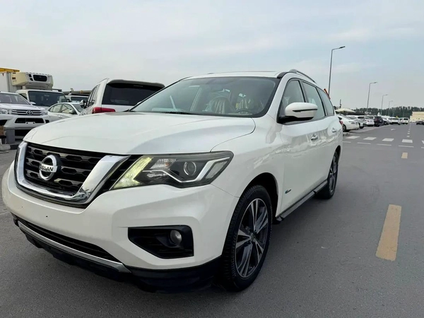 Nissan Pathfinder XE 2018 - GCC Specs - Perfect Family SUV