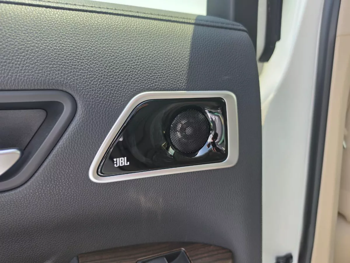 TOYOTA LAND CRUISER 3.5L TURBO HYBRID-5-5