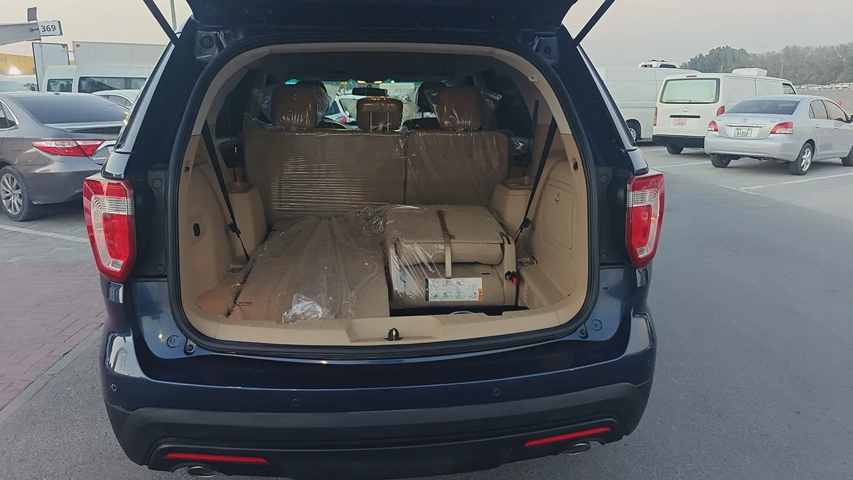Ford Explorer XLS 2017 GCC Specs - Excellent Condition-16-16