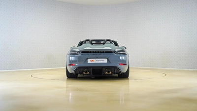 Porsche 718 Spyder RS-4