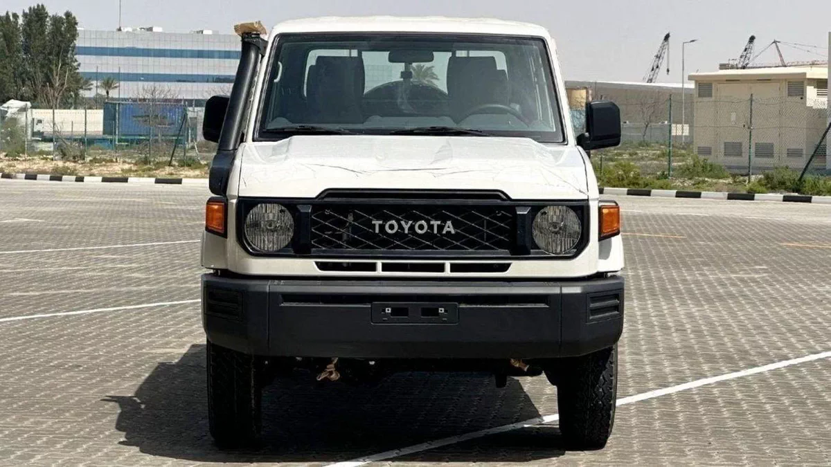 Toyota Land Cruiser Pick Up Toyota Land Cruiser Pickup LC79 4.2L Diesel V6 2024-2-0