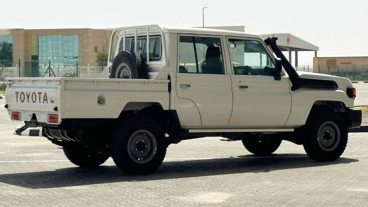 Toyota Land Cruiser Pick Up Toyota Land Cruiser Pickup LC79 4.2L Diesel V6 2024-4-0