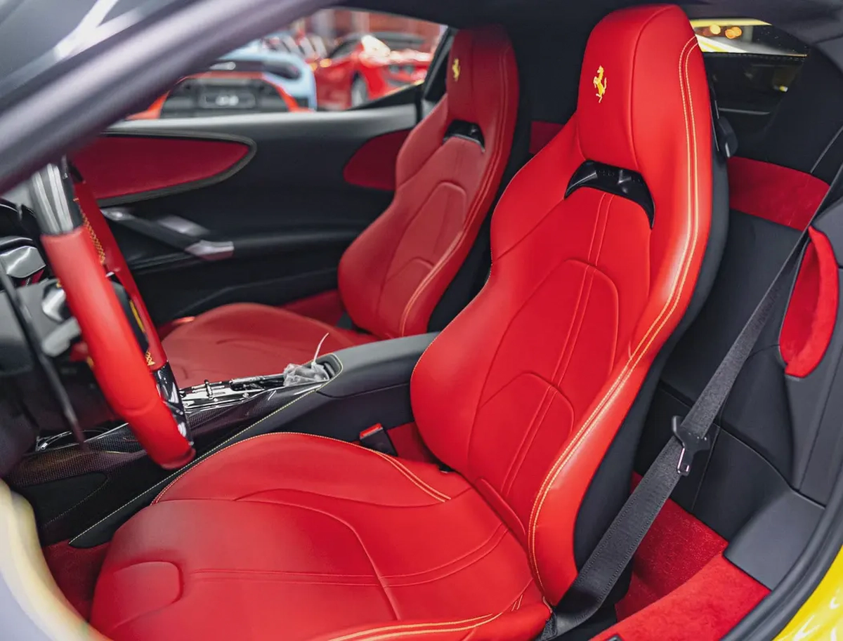 2022 FERRARI SF90 STRADALE | JAPANESE SPECS | VERY LOW MILEAGE-8-8