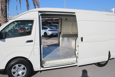 Toyota Hiace Panel Van 2023 GCC Specs-9