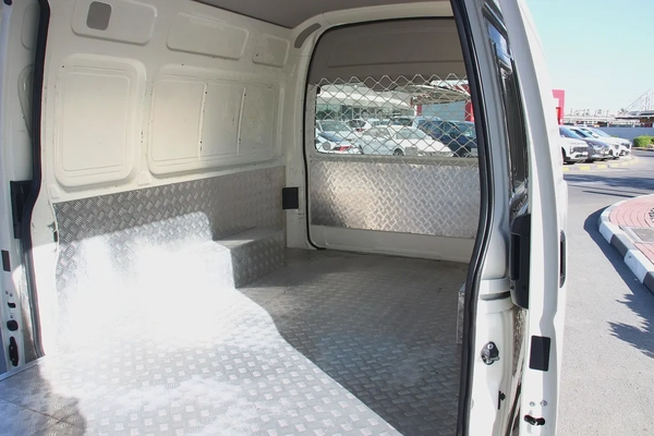 Toyota Hiace Panel Van 2023 GCC Specs