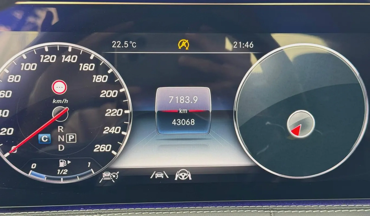 BENZ S560 COUPE | 2020 | FULLY LOADED | MINT CONDITION | FRESH JAPAN IMPORT-18-18