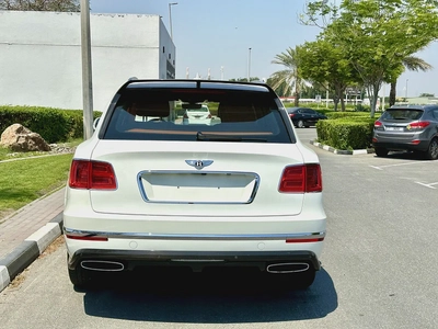 Bentley Bentayga First Edition Carbon Fiber 2017 GCC-4