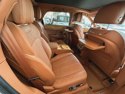 Bentley Bentayga First Edition Carbon Fiber 2017 GCC-5