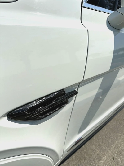 Bentley Bentayga First Edition Carbon Fiber 2017 GCC-14