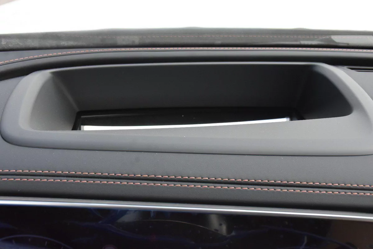 MERCEDES BENZ GLC300 COUPE 2026 | GREY DARK-5-5