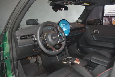 2025 ll Mini Cooper S JCW ll Gcc ll Warranty And service Contract AGMC-12