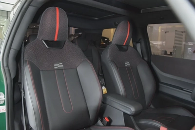 2025 ll Mini Cooper S JCW ll Gcc ll Warranty And service Contract AGMC-13