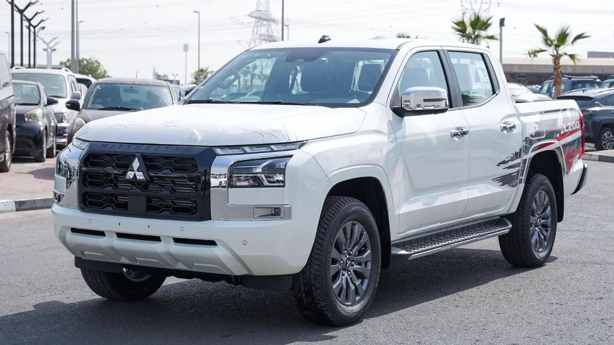 Mitsubishi L200 GLS Brand New – 2.5L Turbo Diesel 4WD Automatic – C83 – GCC 2026-2-0