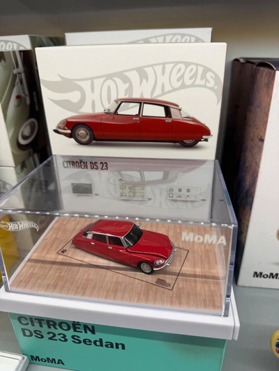 Hotwheels X Moma Collaboration-2
