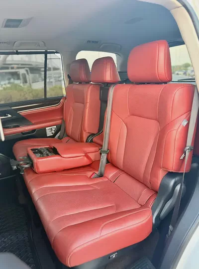 2021 Lexus LX 570 Platinum - Canadian Specs-14