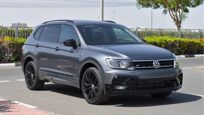 Volkswagen Tiguan SE R Line-0