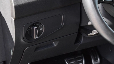 Volkswagen Tiguan SE R Line-11