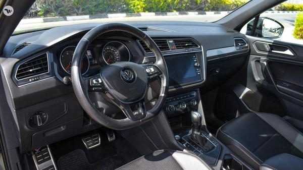 Volkswagen Tiguan SE R Line