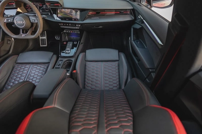 Audi RS3 2024-4