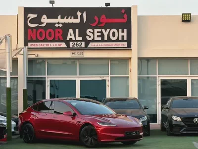 2025 Tesla Model 3 Long Range GCC Specs-2