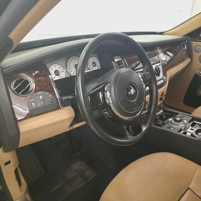 AED 7171 PM | ROLLS ROYCE GHOST 2013 | PARTIAL AGENCY HISTORY | PRISTINE CONDITION | 1 YEAR WARRANTY-9