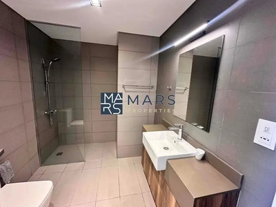Luxury First-Tenant Apartment for Rent in Al Mamsha-3