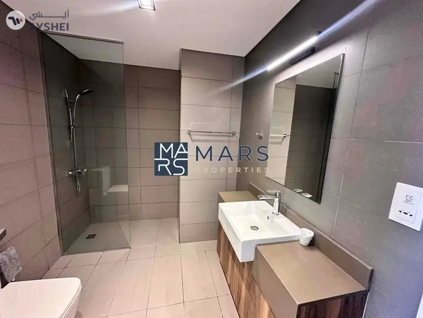 Luxury First-Tenant Apartment for Rent in Al Mamsha