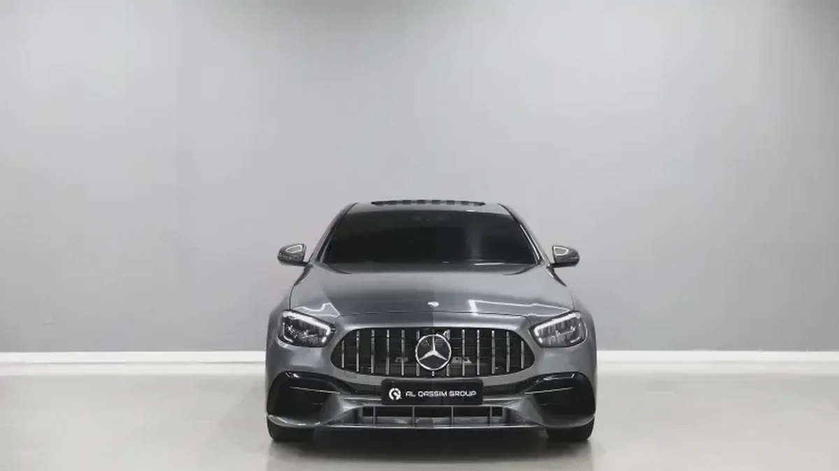 Mercedes-Benz E-Class E 200-9-9