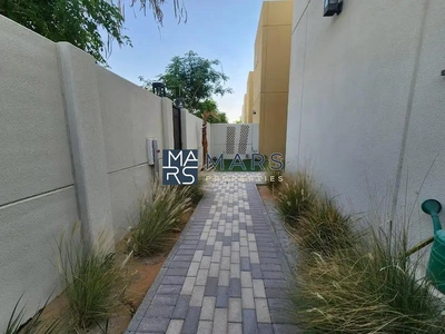 Distress Deal | Fully Corner Unit| Landscaped Garden-3
