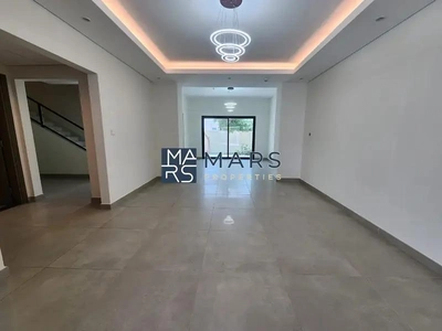 Distress Deal | Fully Corner Unit| Landscaped Garden-5