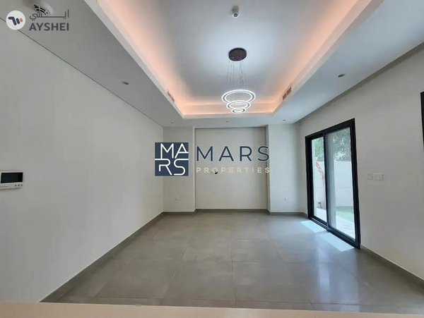 Distress Deal | Fully Corner Unit| Landscaped Garden