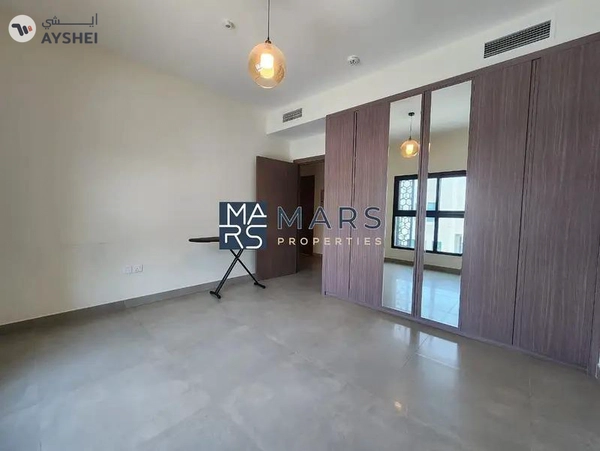 Distress Deal | Fully Corner Unit| Landscaped Garden