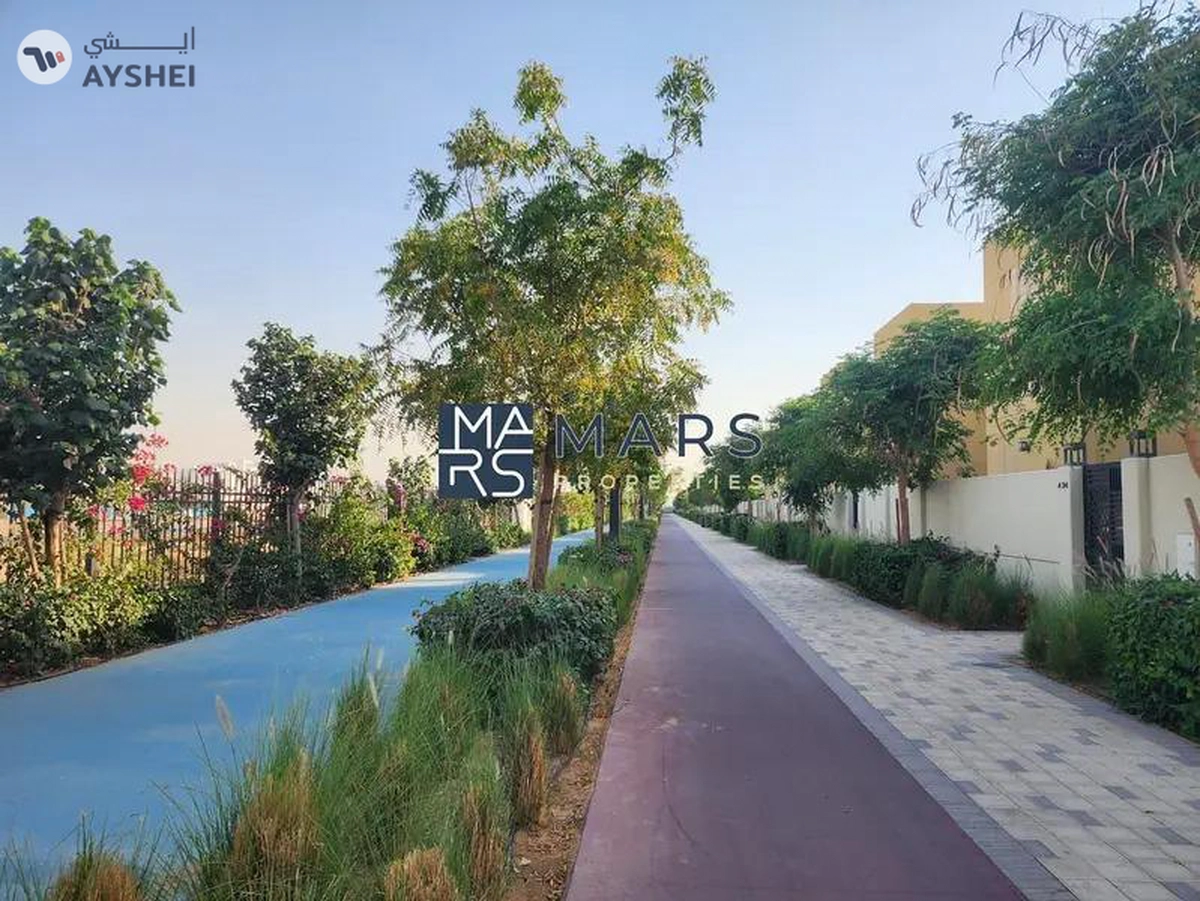 Distress Deal | Fully Corner Unit| Landscaped Garden-7-7