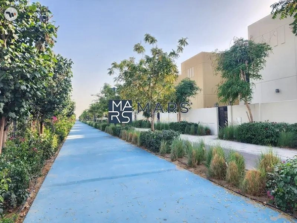 Distress Deal | Fully Corner Unit| Landscaped Garden
