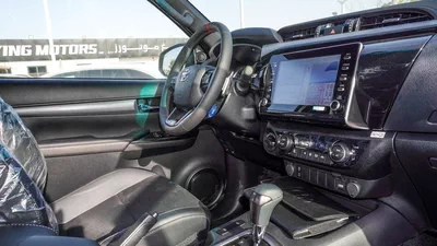 Toyota Hilux GR Sport 2.8L-14