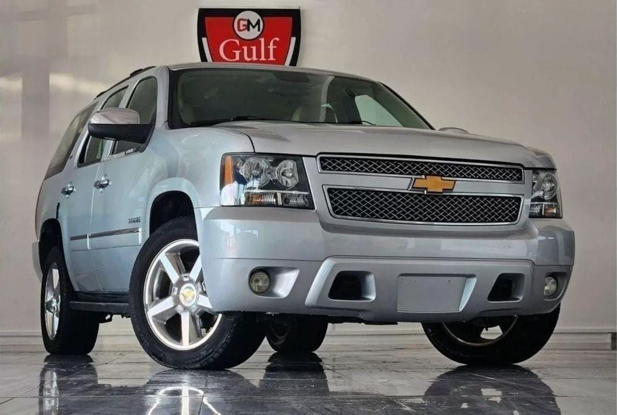 Chevrolet Tahoe LTZ S/R DVD/NAV LTZ FULL OPTION 5.3L-8CYL - SUNROOF - LEATHER INTERIOR - EXCELLENT CONDITION