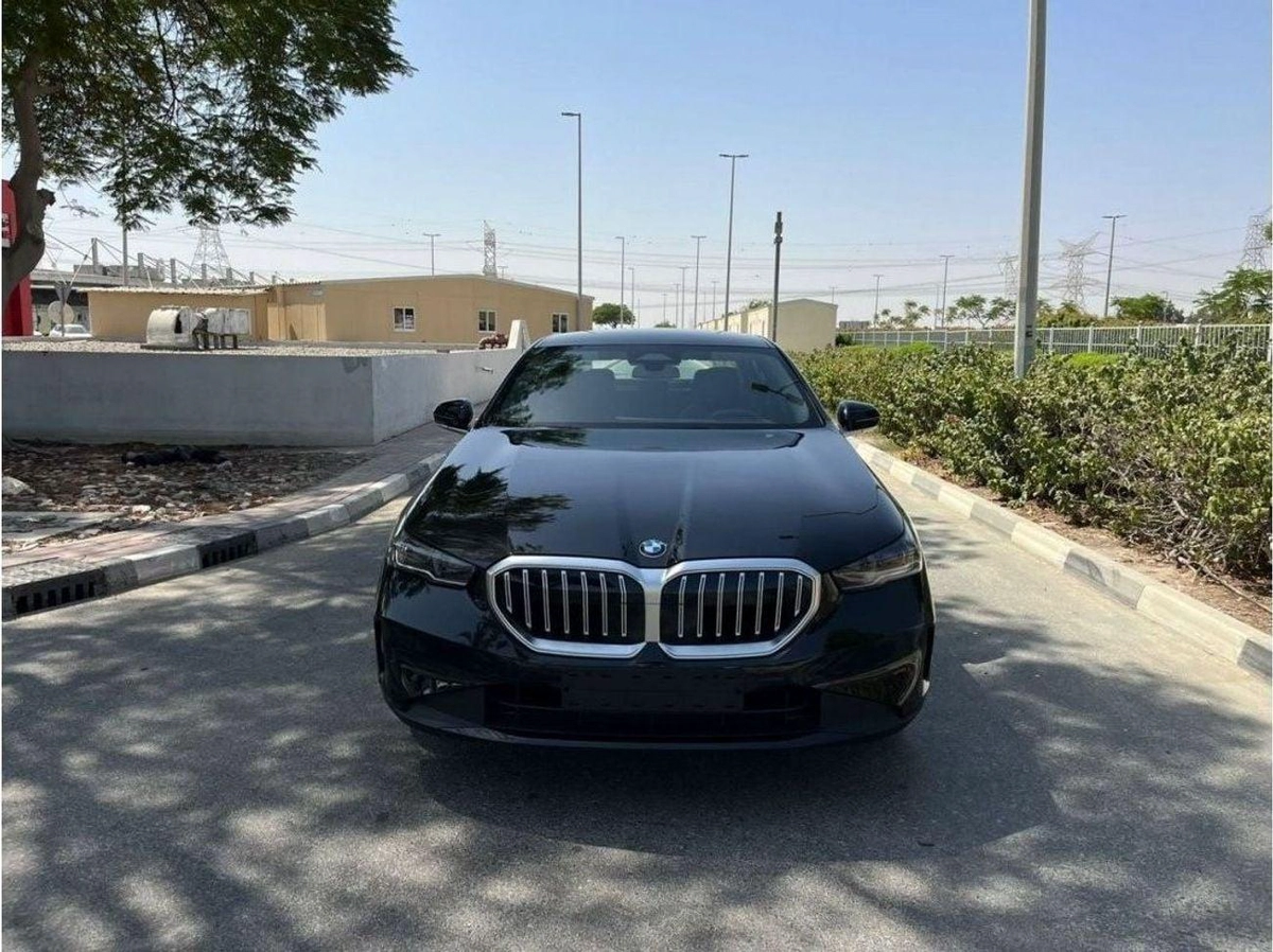 BMW 520i EXCELLENCE BMW 520I 0KM GCC 2024-1-0