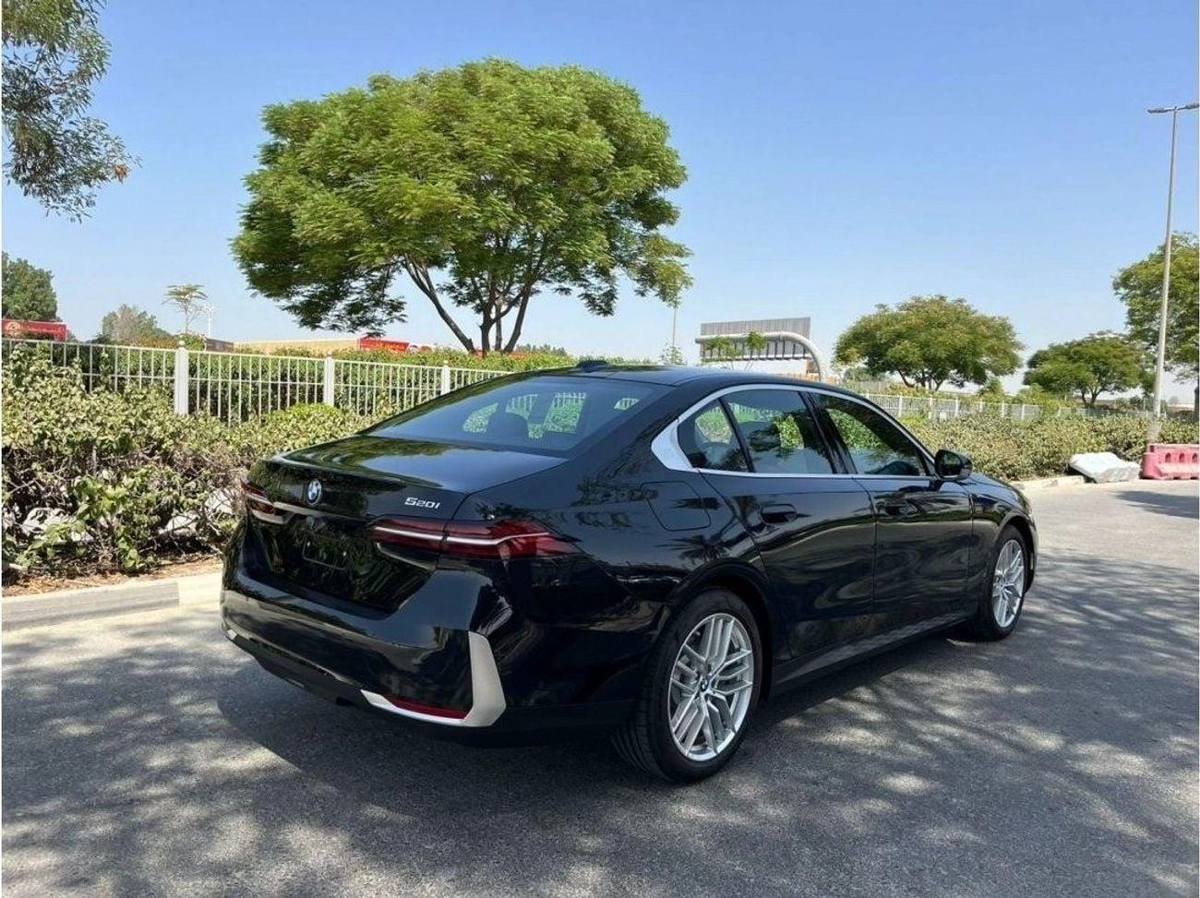 BMW 520i EXCELLENCE BMW 520I 0KM GCC 2024-5-0