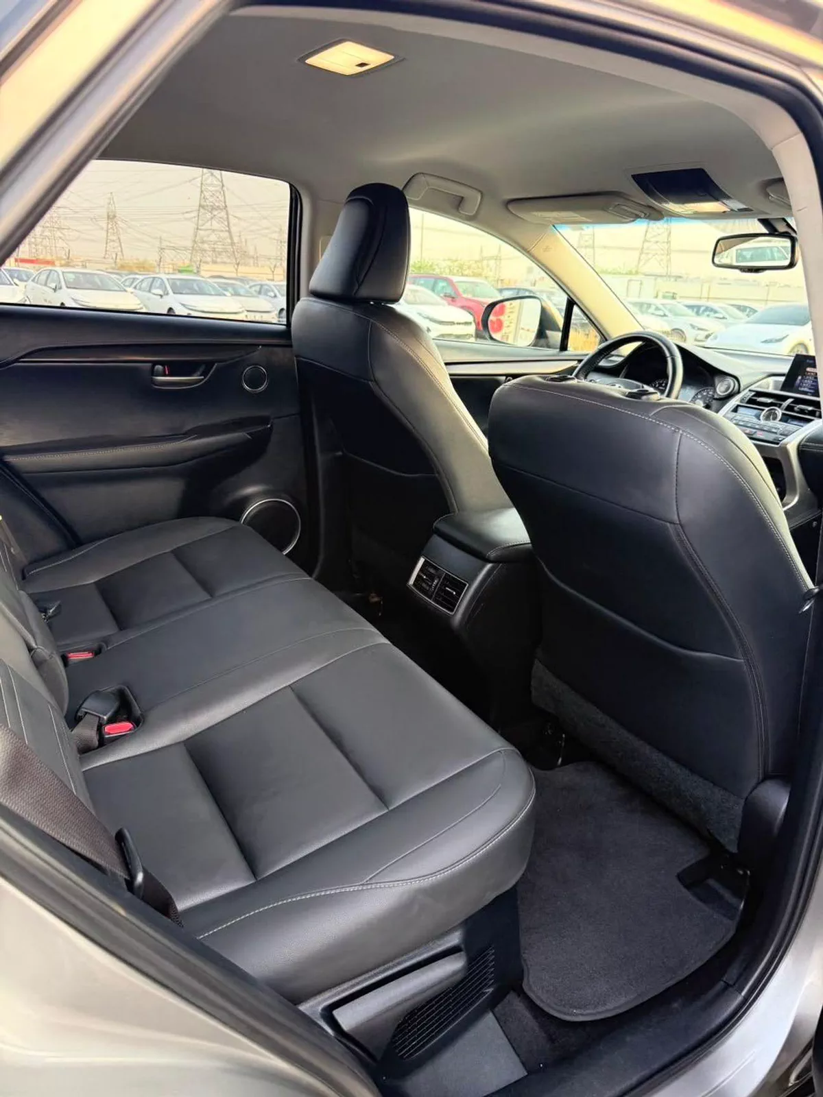 Lexus NX200t STANDARD-14-0