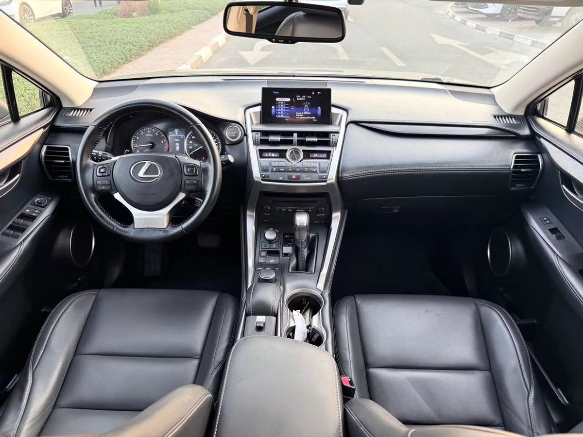 Lexus NX200t STANDARD-4-0