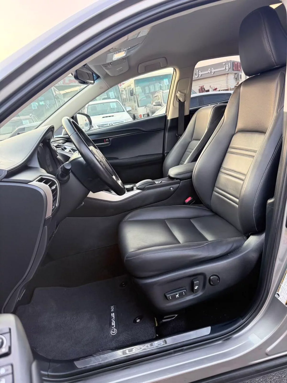 Lexus NX200t STANDARD-5-0