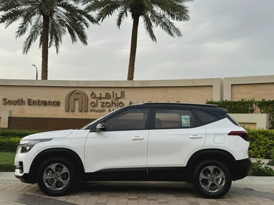Kia Seltos EX 2023 - GCC Specs - Excellent Condition-3