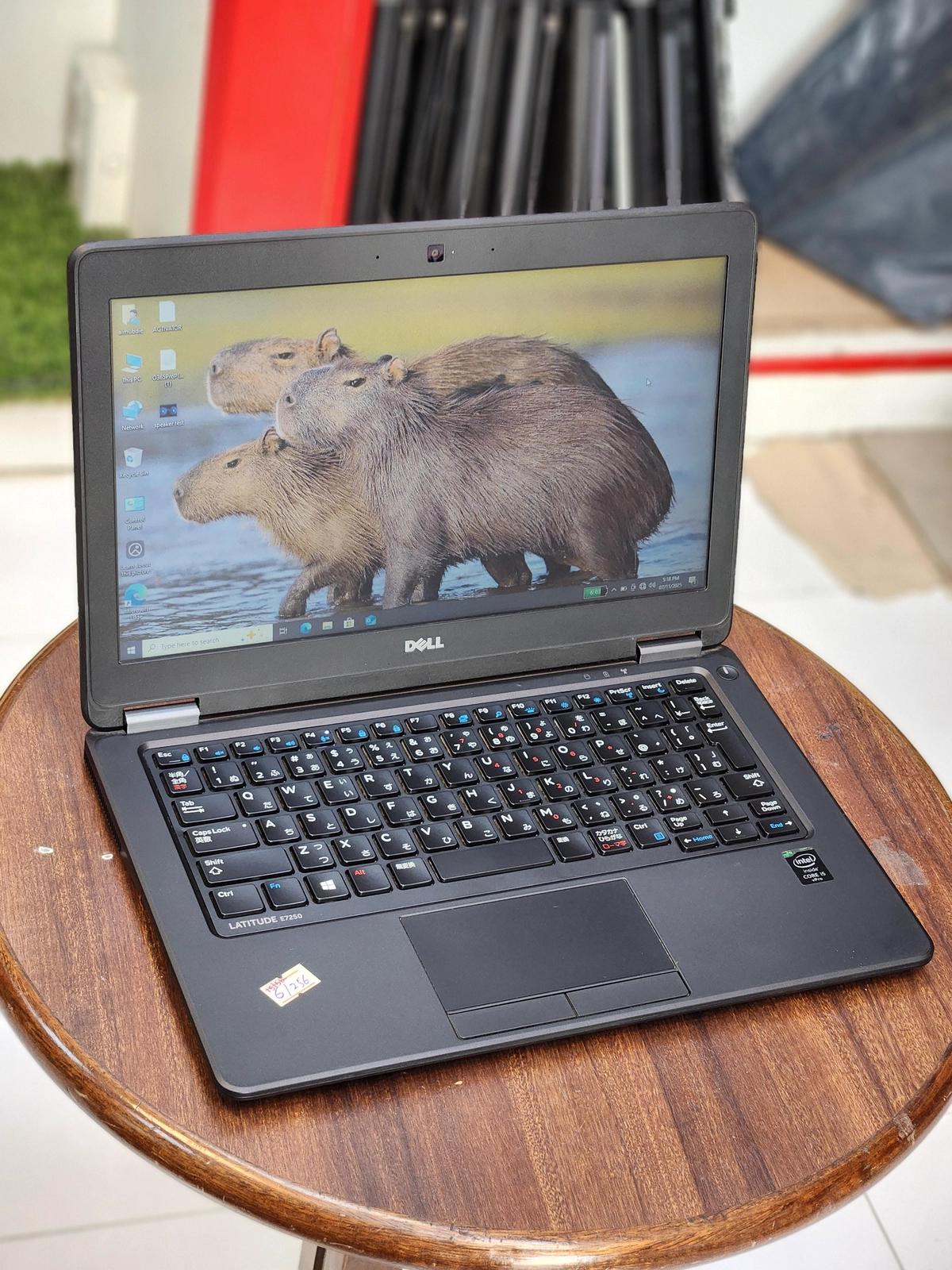 Dell Laptop Slim and Light Weight 8GB Ram - 256GB SSD-7-7