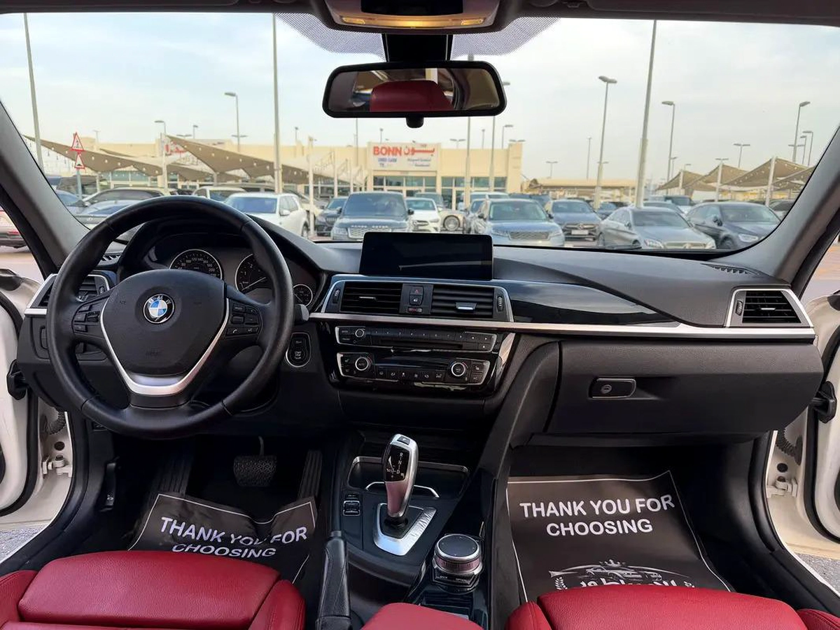 BMW 3-Series 320i 2017 - Canadian Specs - Excellent Condition-14-14