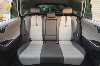 Toyota RAV4 2025-18