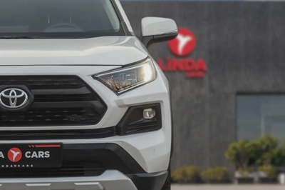 Toyota RAV4 2025-12