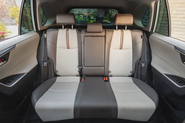 Toyota RAV4 2025